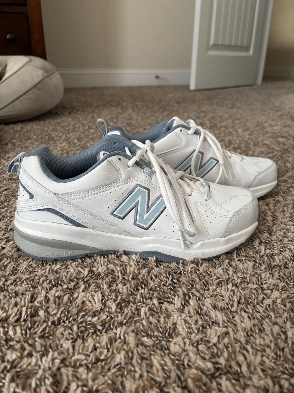 608 New Balance Sneakers